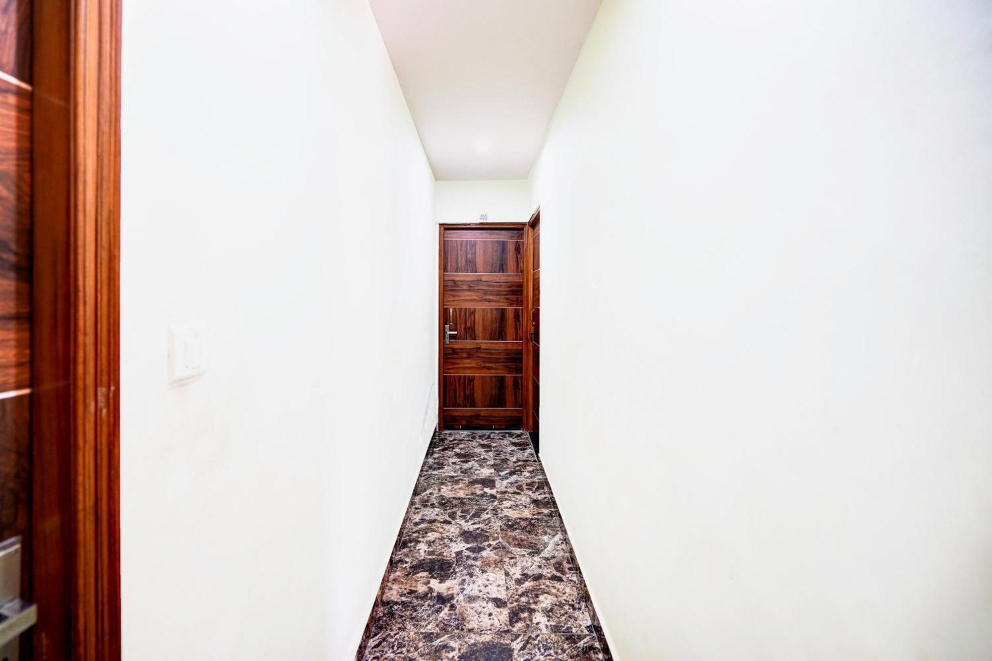 Hotel O Nova Resorts & Luxury Farm Raebareli Bagian luar foto