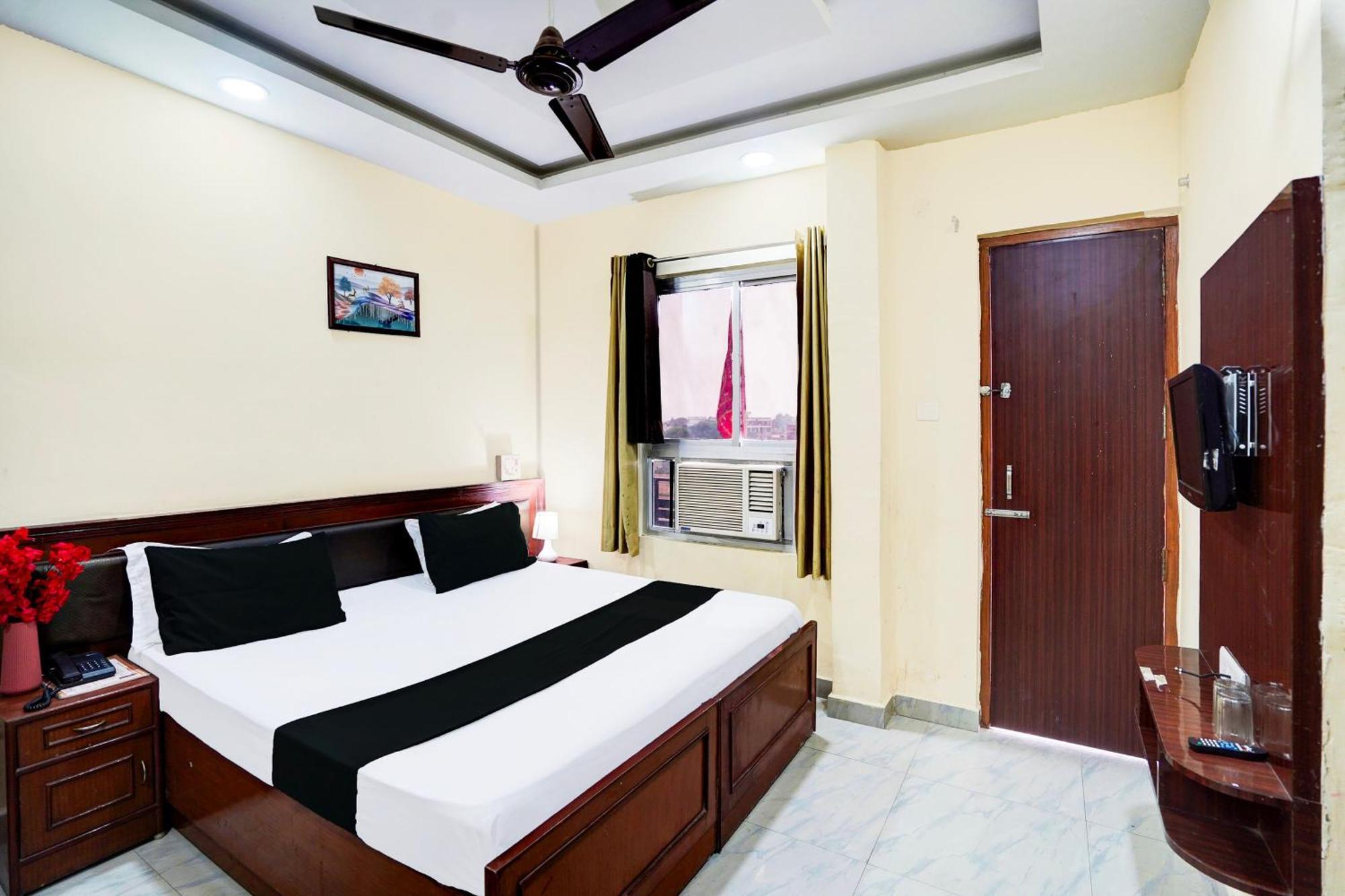 Hotel O Nova Resorts & Luxury Farm Raebareli Bagian luar foto